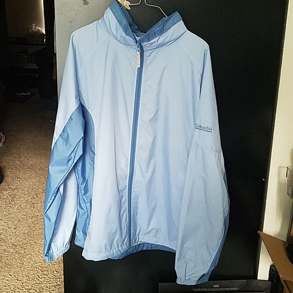 Columbia Jackets & Blazers - NWOT Columbia Windbreaker